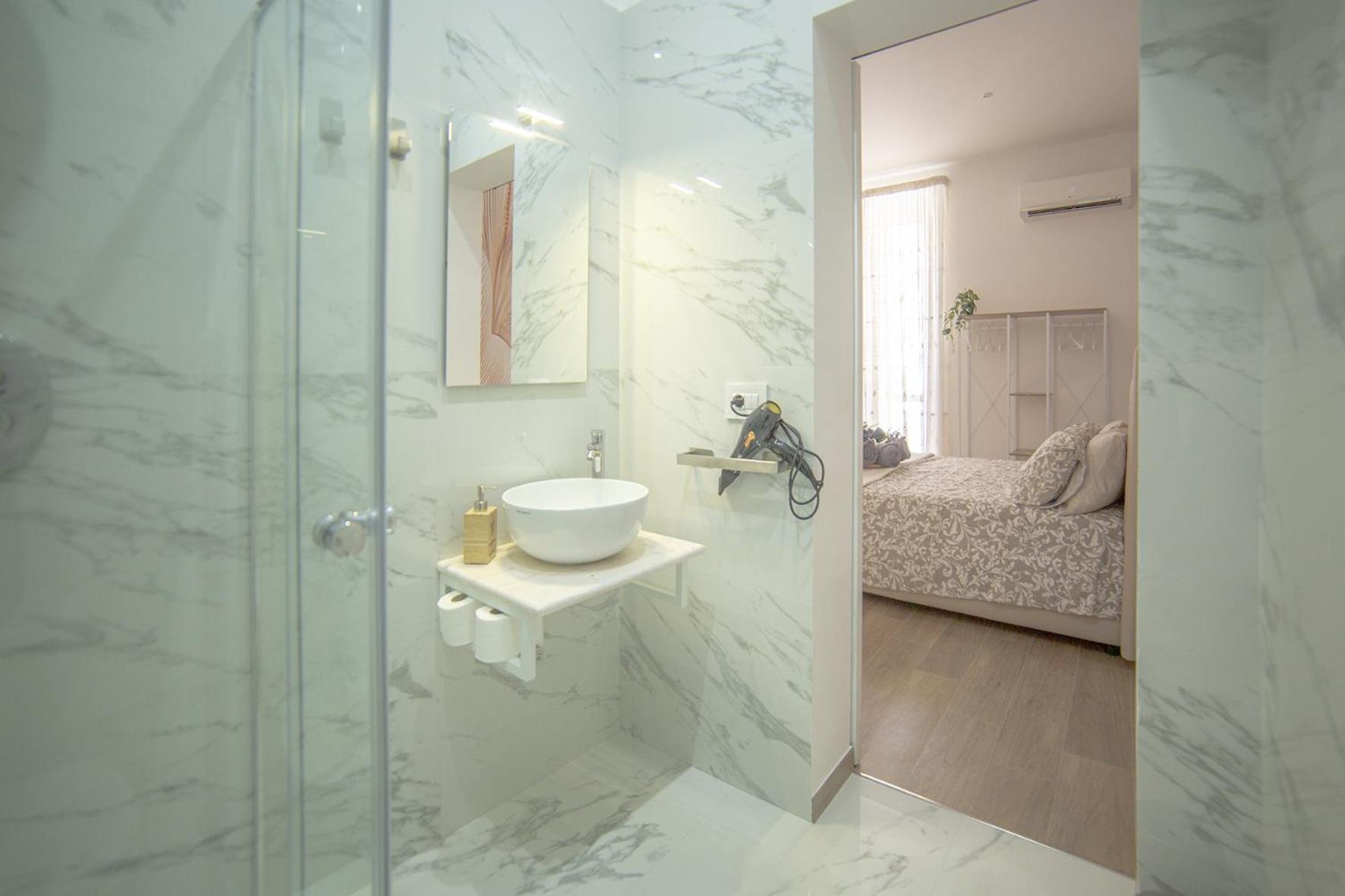 La Portineria Guest House Бари Екстериор снимка